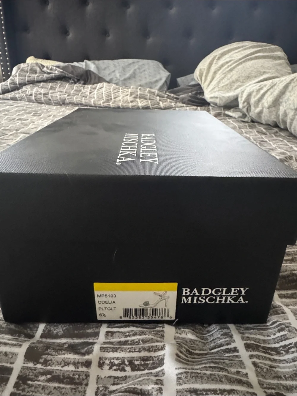 Badgley Mischka Odelia